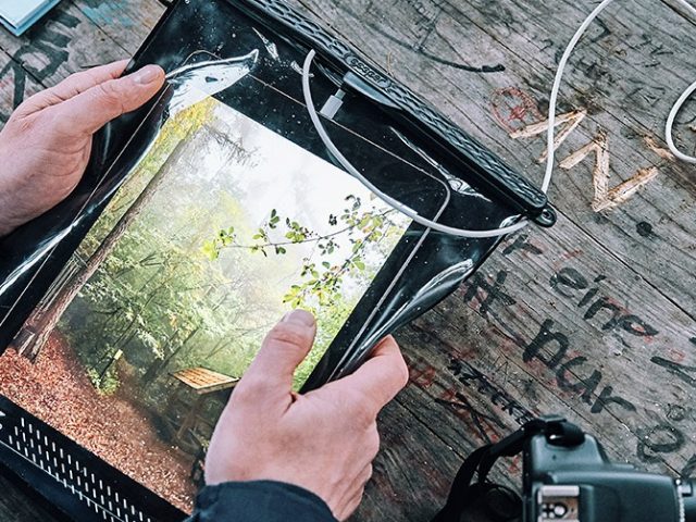 Schutz für Smartphone und Co. mit dem Fidlock Hermetic Dry Bag