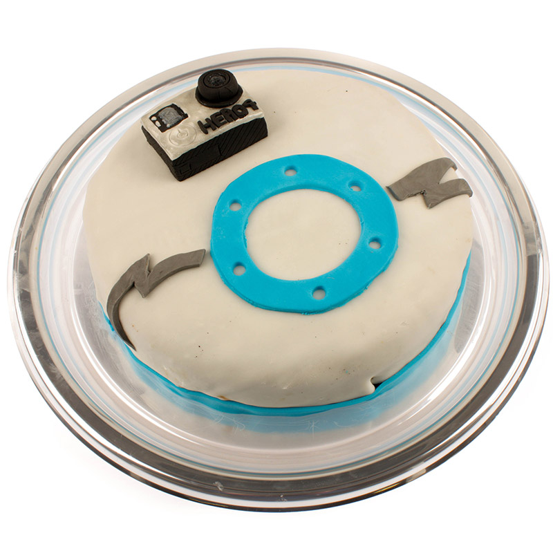 Kuchen mit camforpro Logo und GoPro Kamera