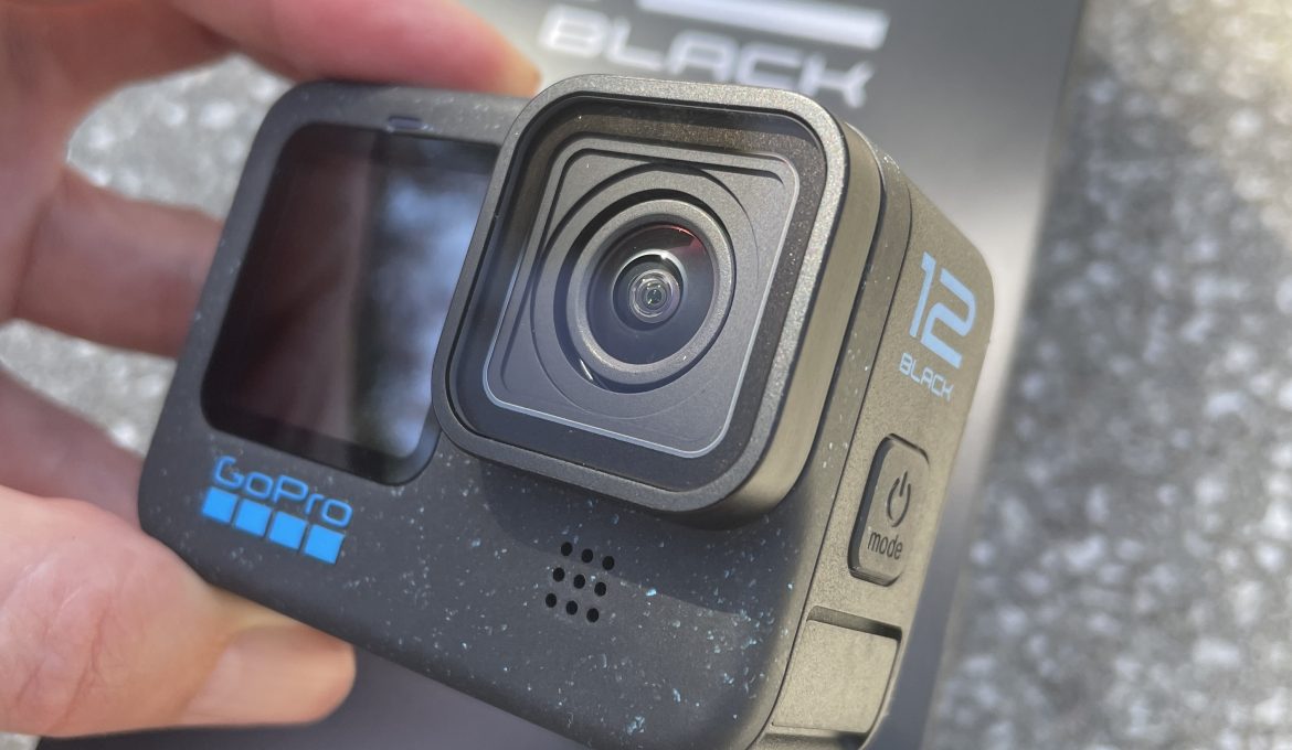 GoPro HERO12 Black vor OVP gehalten