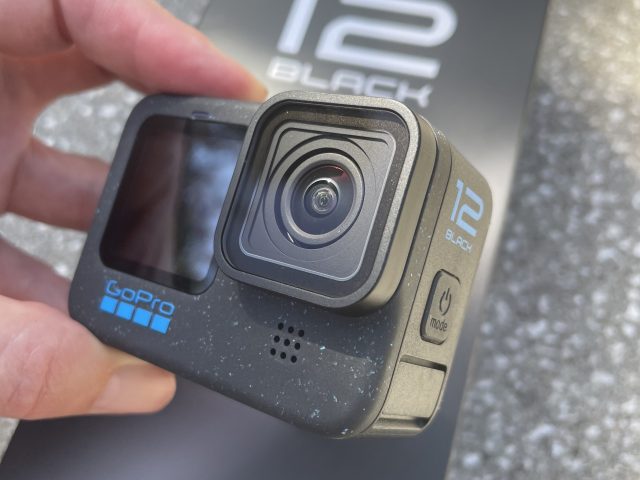 GoPro HERO12 Black vor OVP gehalten