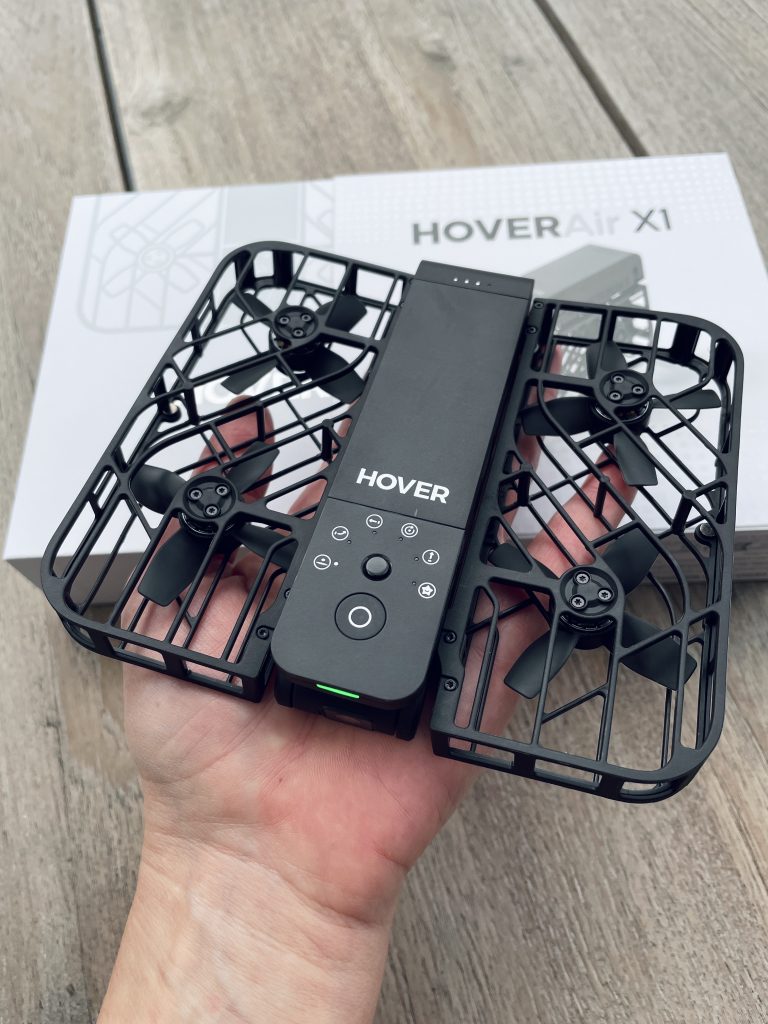 HoverAir X1 Handheld über OVP